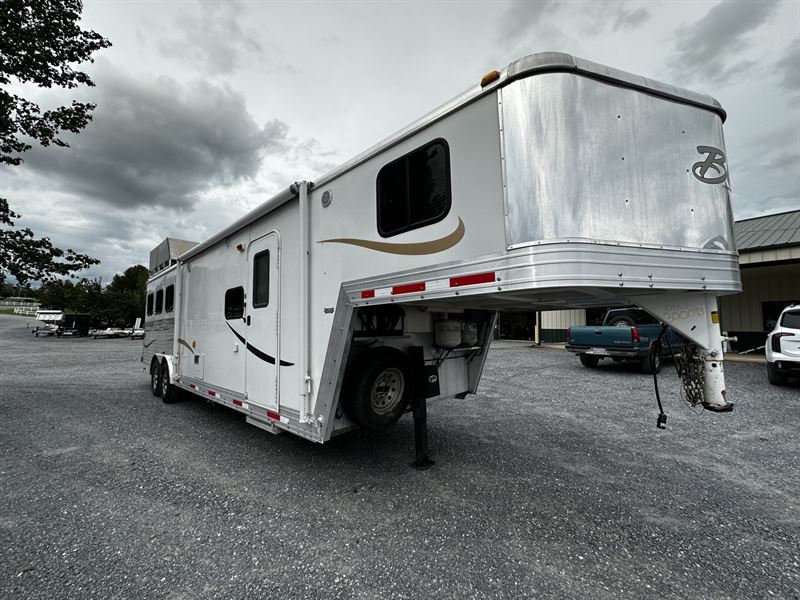 Trailer Photo 4