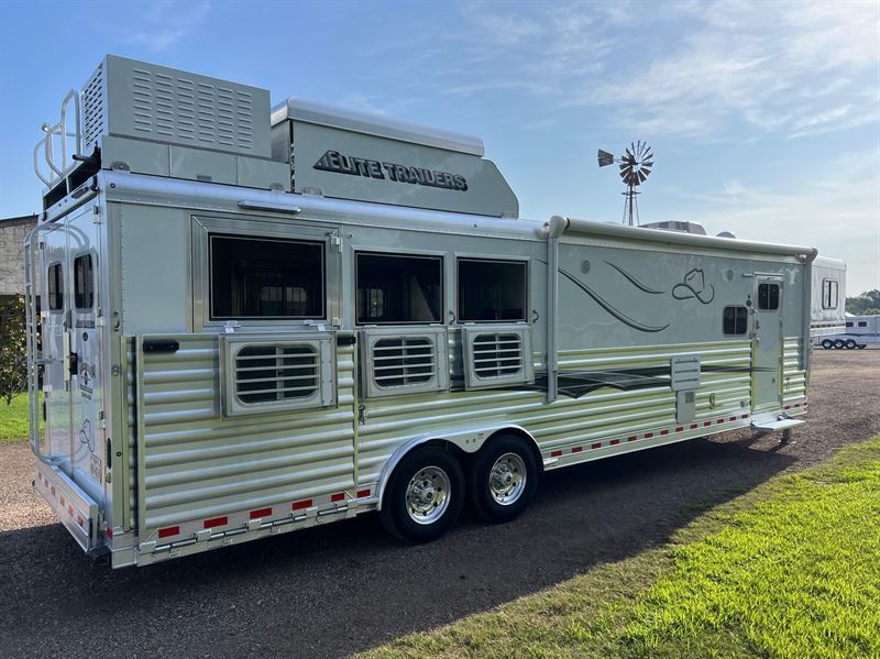 2023 Elite 3 horse 15'6'' living quarter by trail boss