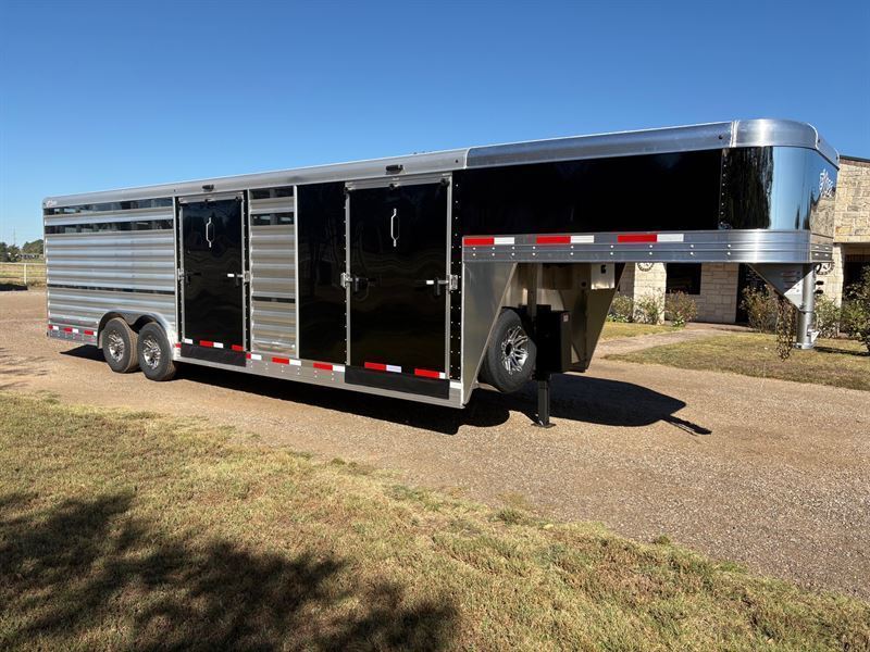 2026 Exiss 26' show cattle with floating gate
