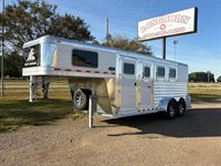 2026  horse Elite 3 Horse Gn