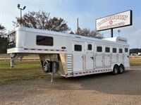 2025  horse Elite 5 Horse Double Door Tack