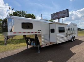 2026  horse Elite 4 Horse Side Load with 13'8'' Living Quarter