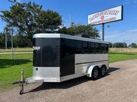 2023 6 horse Exiss 6 Pen Mini with Drop Windows
