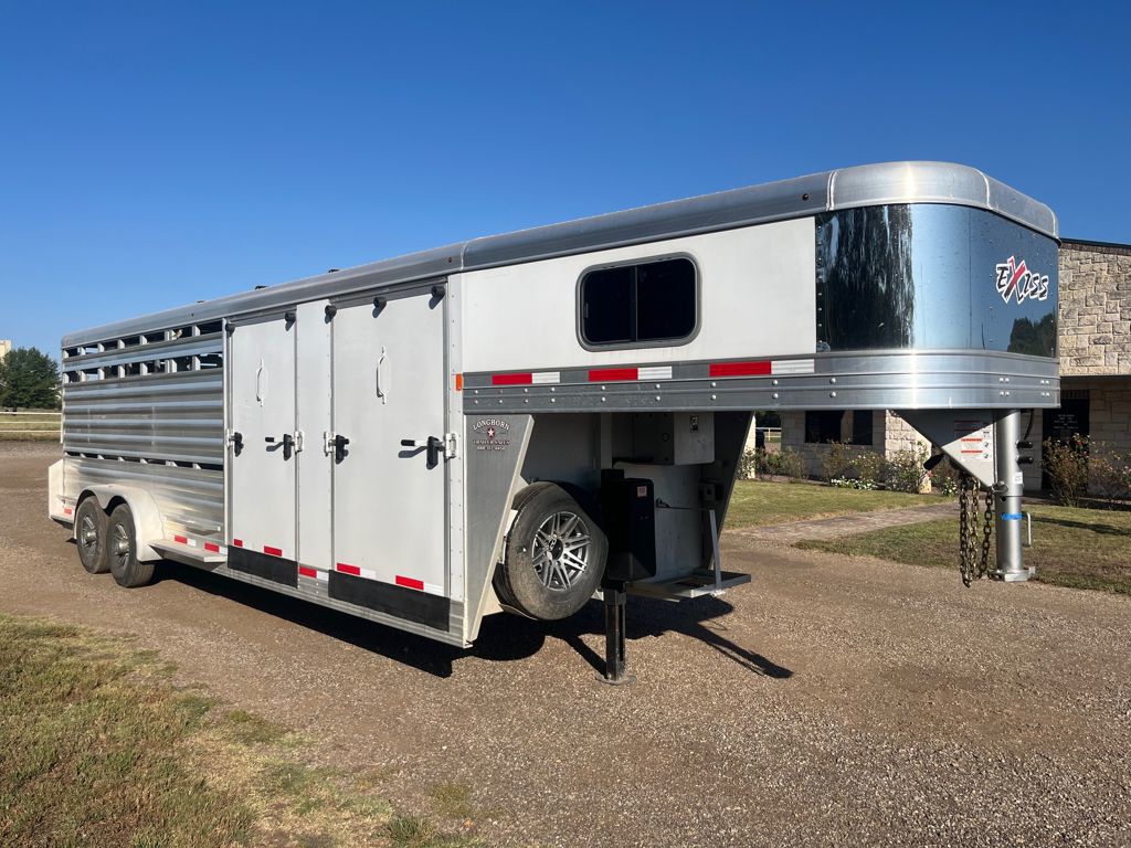 2023 Exiss 24' show cattle with four pens