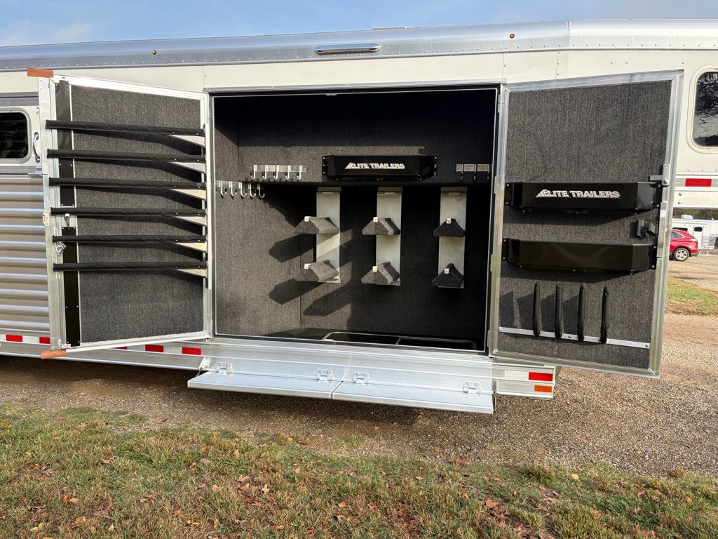 2027 Elite 5 horse double door tack