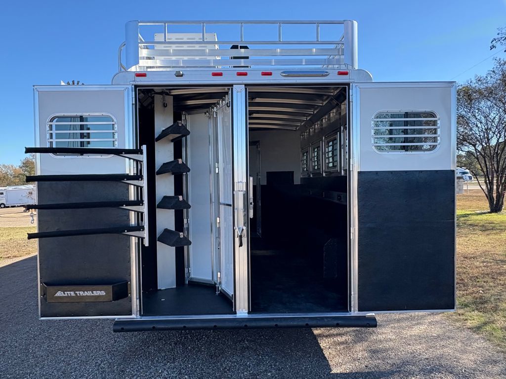 2026 Elite 4 horse 10'8" living quarter