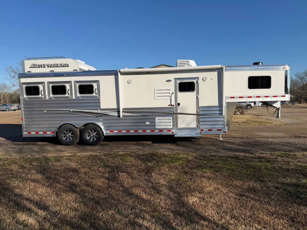 2026 Elite 3 horse 10'8'' living quarter with generator