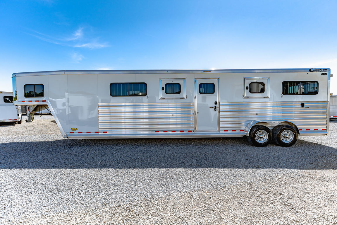 Trailer Photo 11