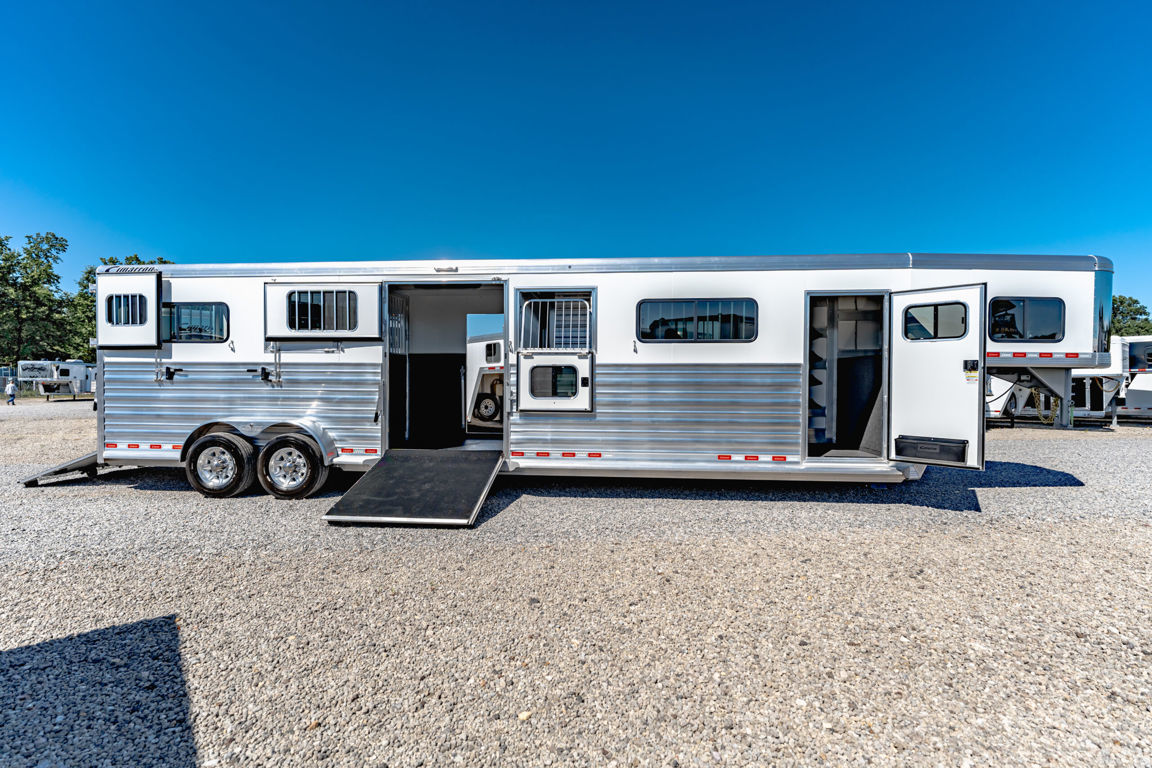 Trailer Photo 12