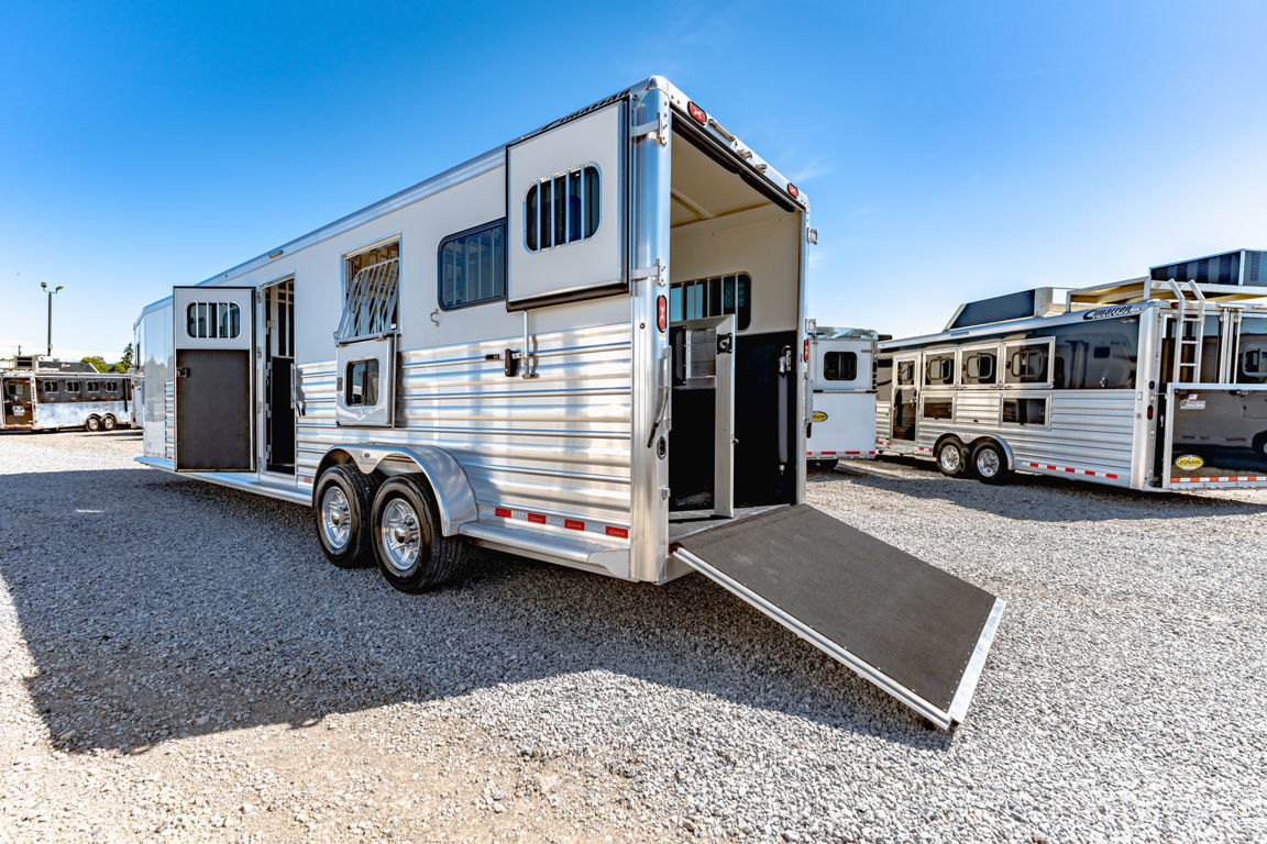 Trailer Photo 17