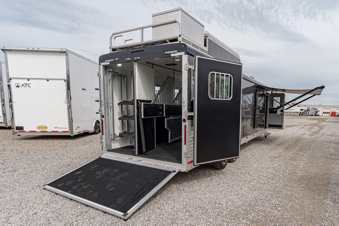 Trailer Photo 16