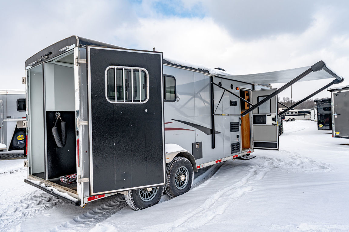 Trailer Photo 19