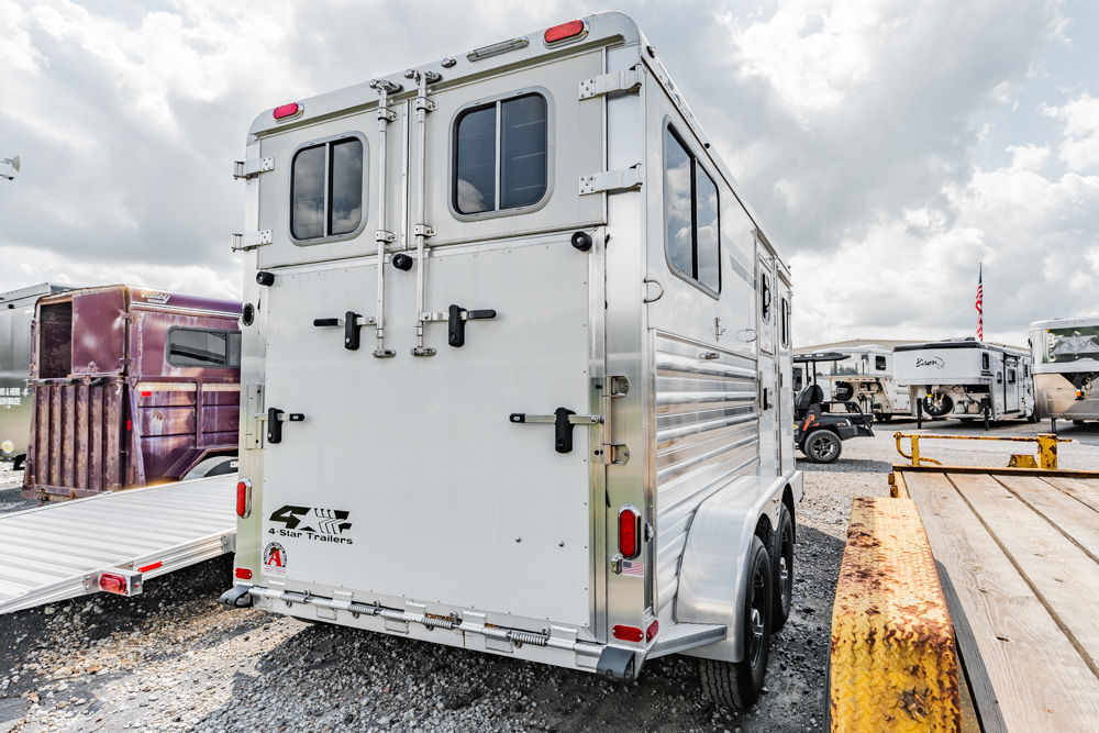 Trailer Photo 2