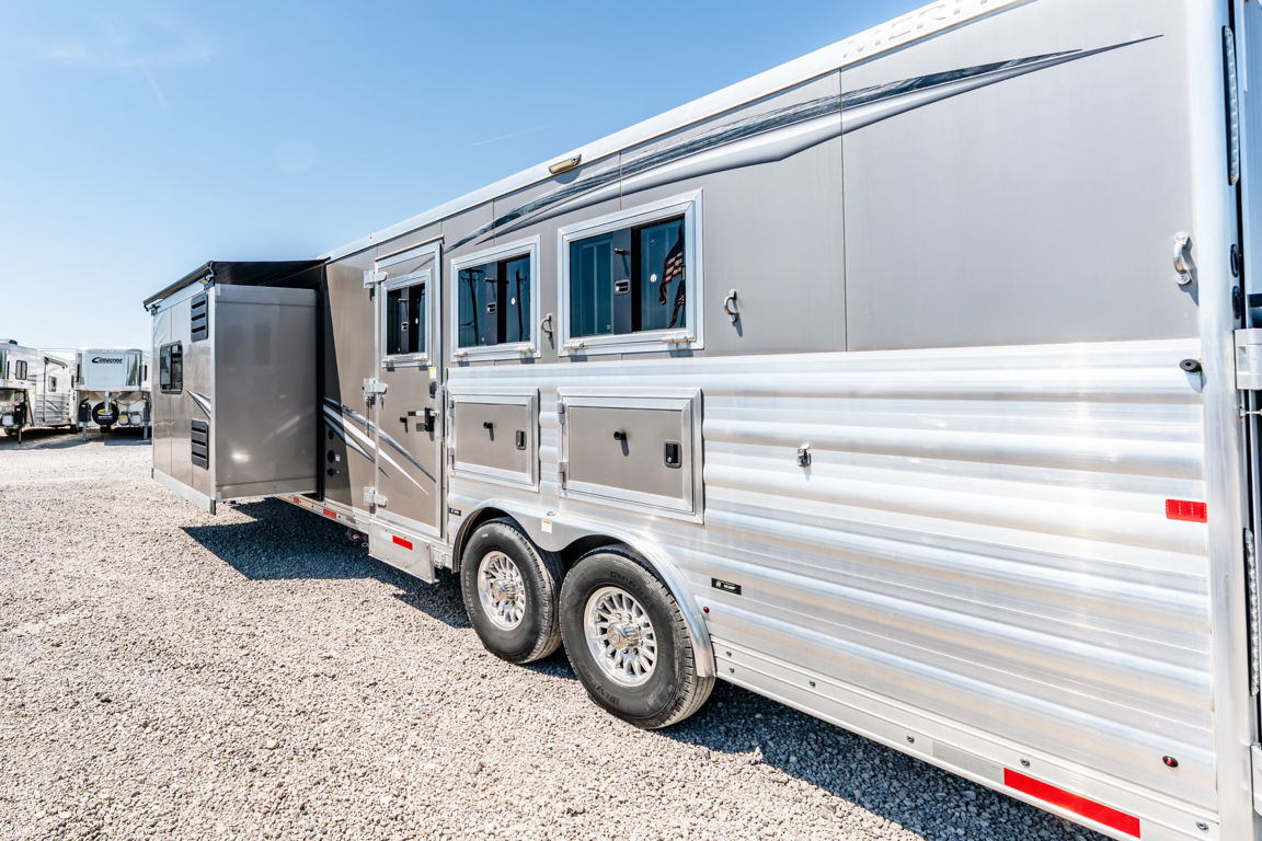 Trailer Photo 19
