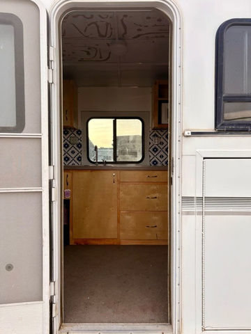 Trailer Photo 2