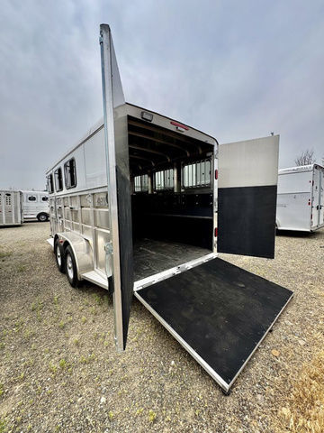 Trailer Photo 14