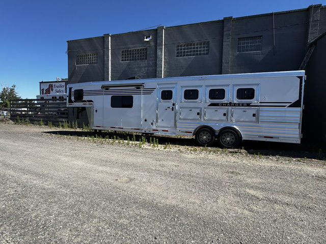 2027 Lakota CH8411RK
