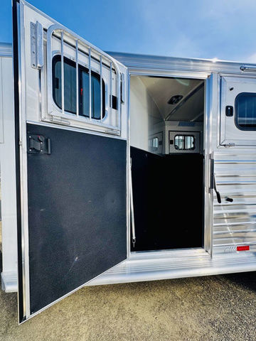 Trailer Photo 20