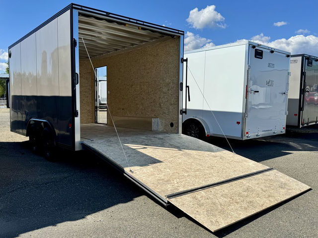 Trailer Photo 7
