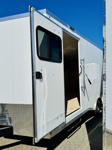 Trailer Photo 4