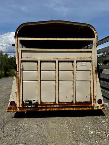 Trailer Photo 2