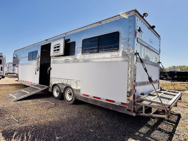 Trailer Photo 4