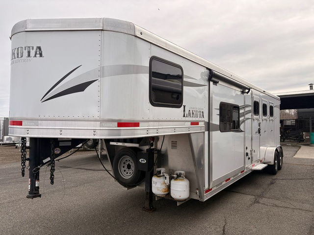 Trailer Photo 17