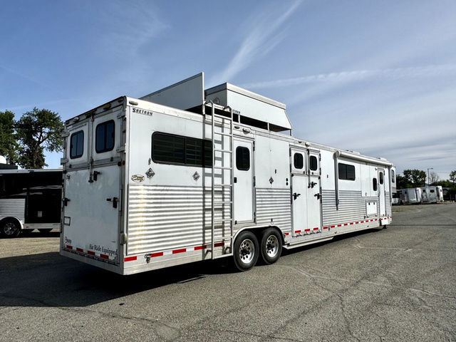 Trailer Photo 11