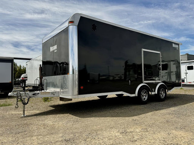 Trailer Photo 2