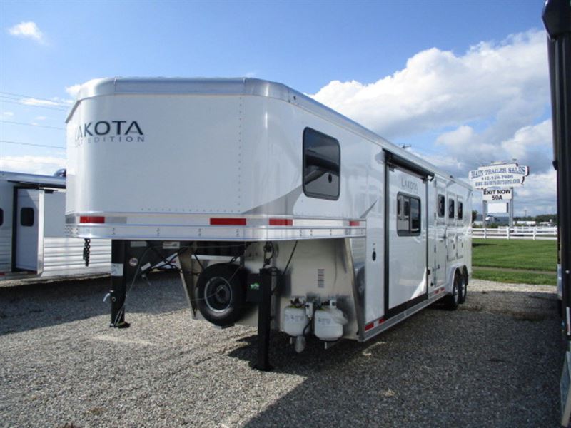 2023 Lakota Trailers 8311 Colt