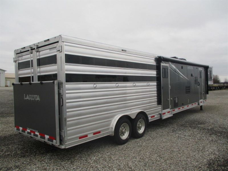 2023 Lakota Trailers LE81413SR