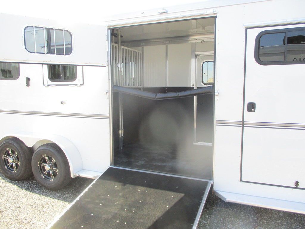 Trailer Photo 6