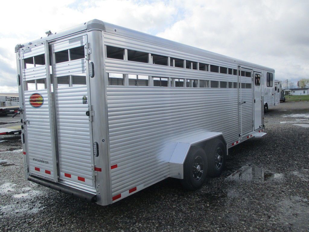 2025 Sundowner 24' g/n stock w/tack room