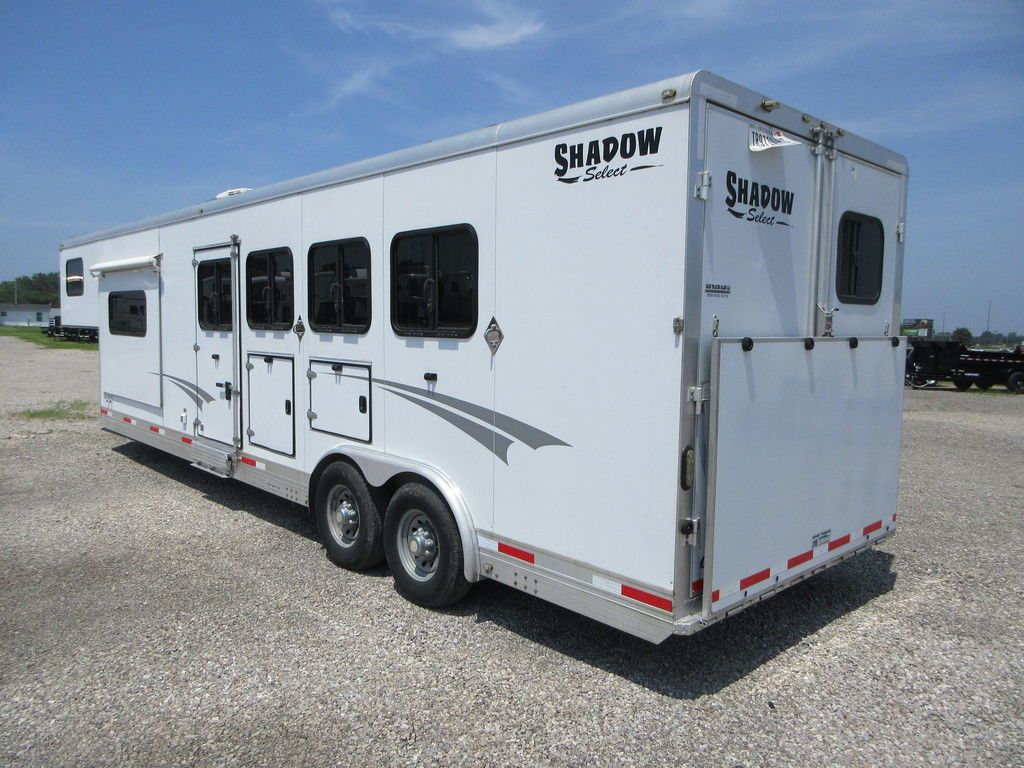 2014 Shadow 10'6" lq 6' slide 4h slant 8 wide/mangers