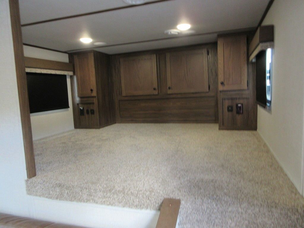 Trailer Photo 10