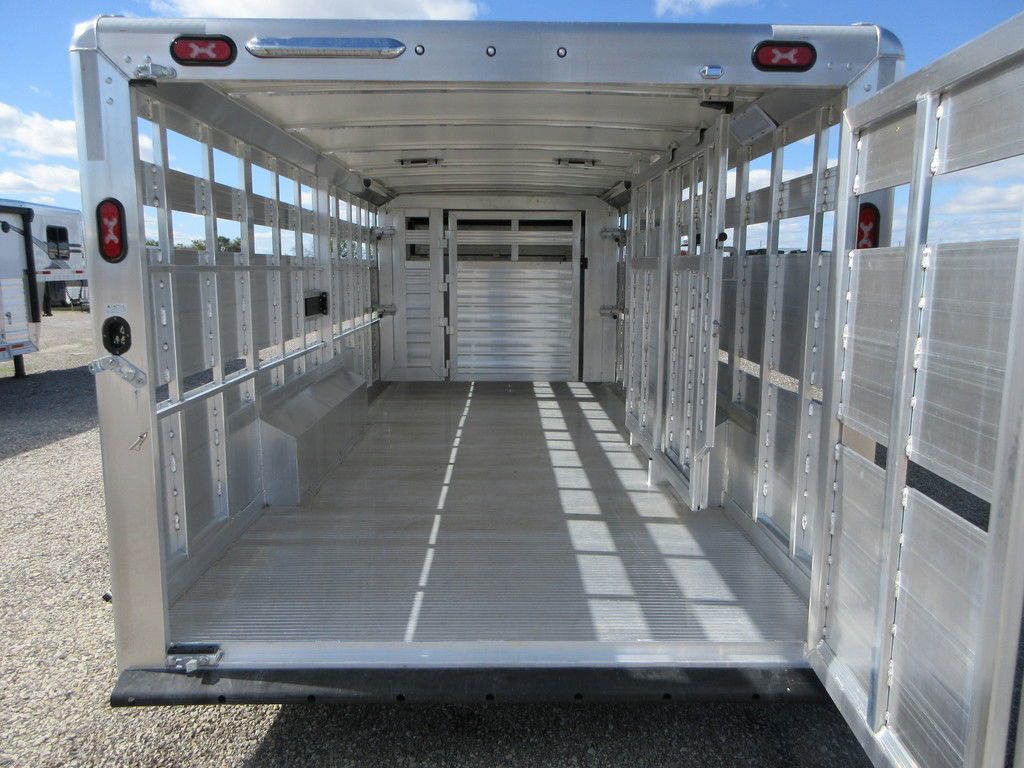 2026 Cimarron 8x24x6'4" lonestar show stock