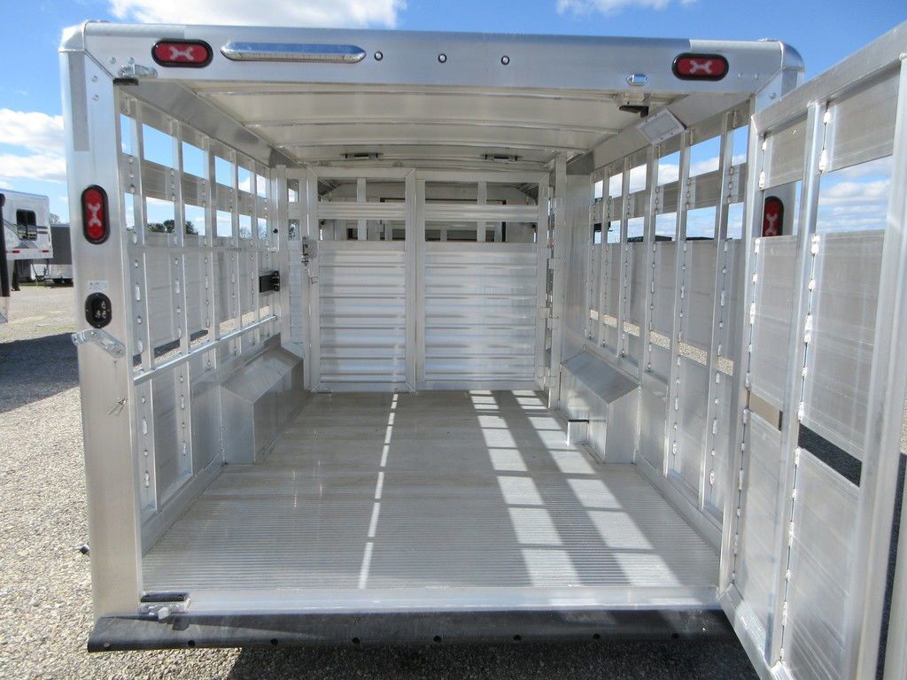 Trailer Photo 6