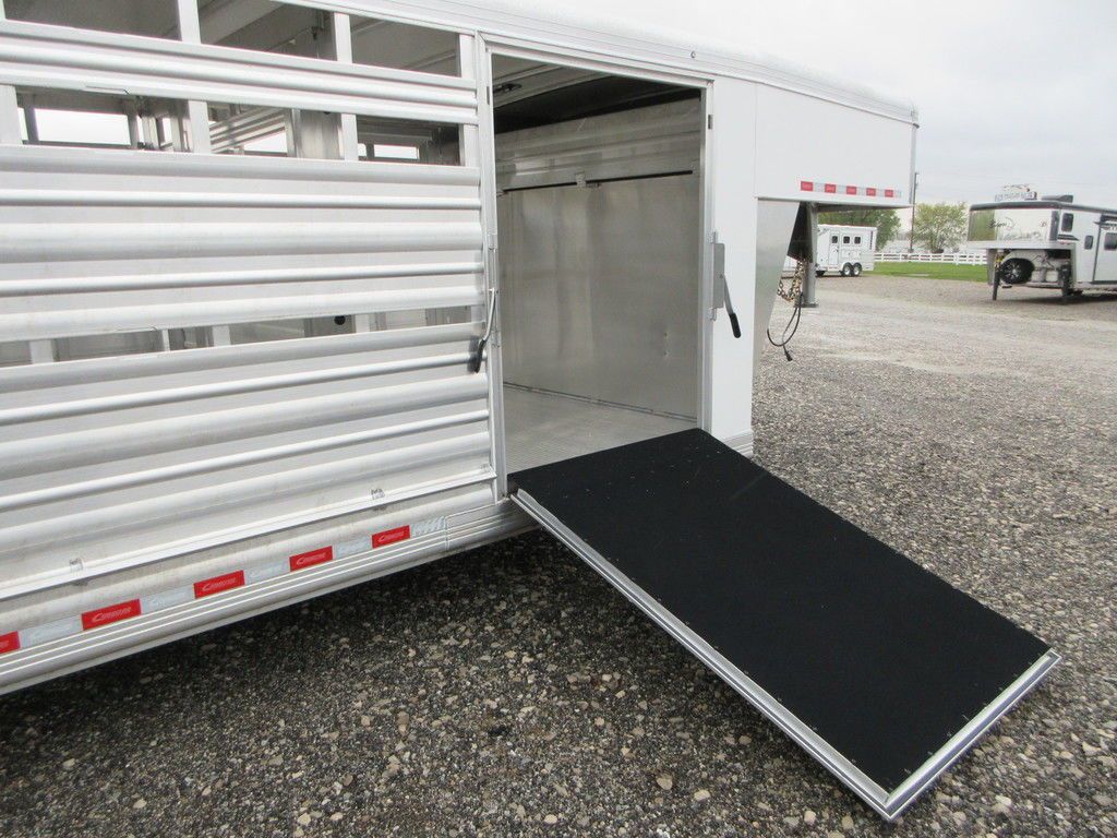 Trailer Photo 7