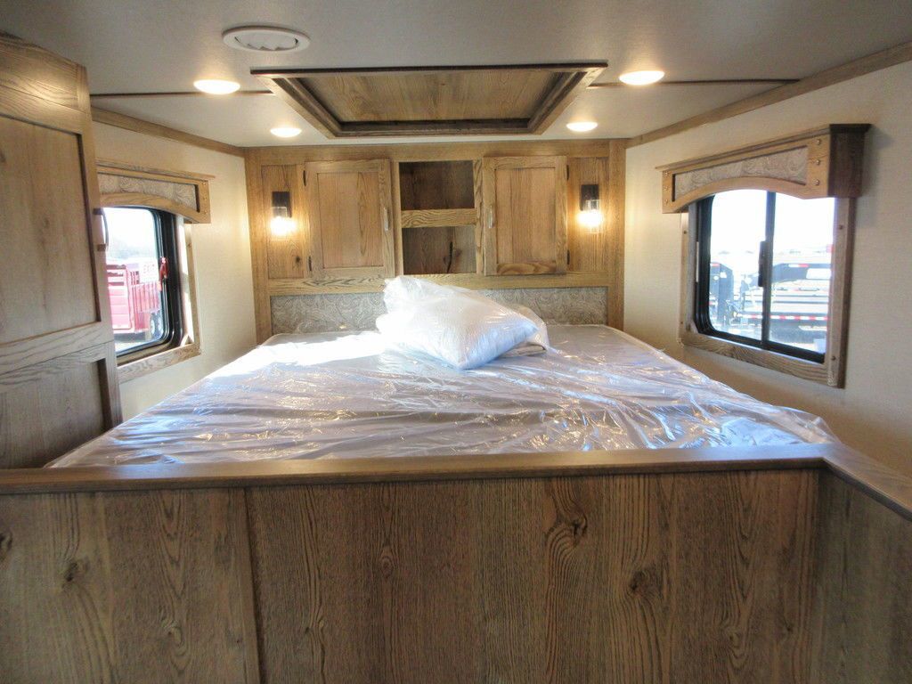 Trailer Photo 11