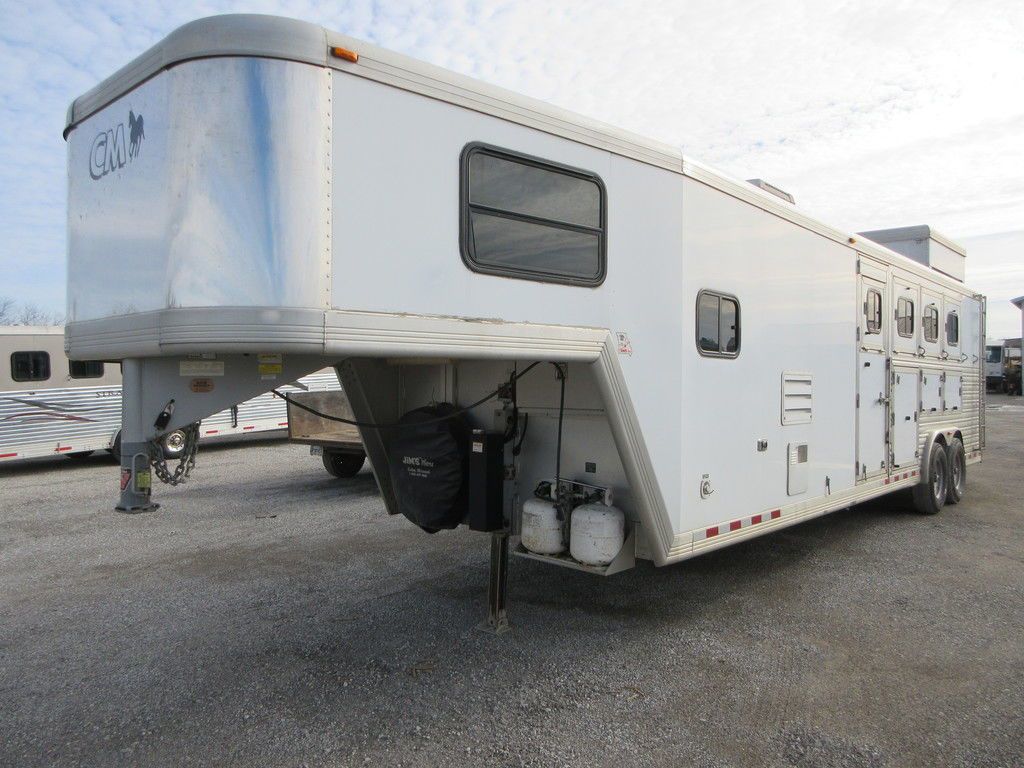 2002 Cm 12' lq 4h slant hay pod