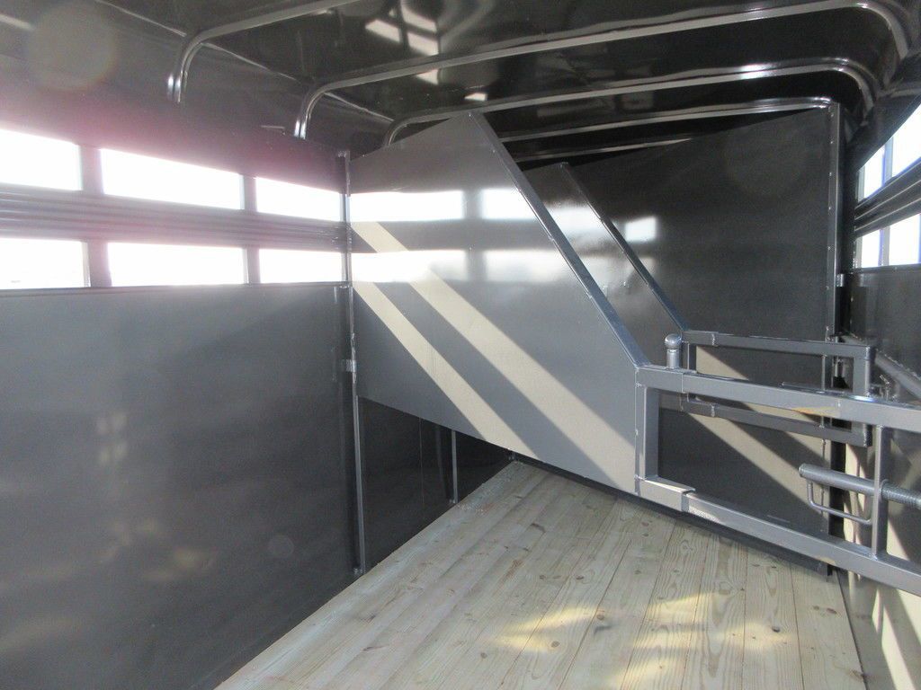 Trailer Photo 6