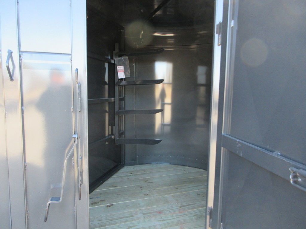 Trailer Photo 7