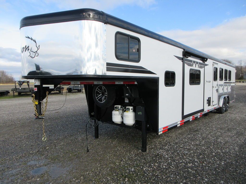 2026 Bison 15' lq 4h slant ranger 8415bs