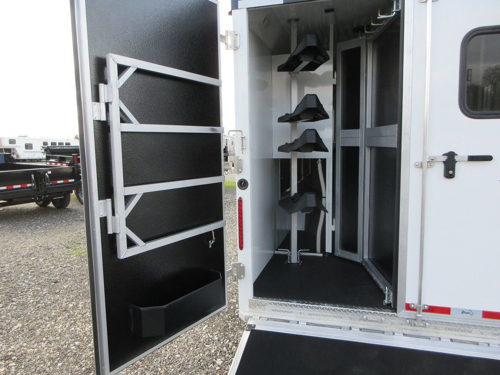 2026 Bison 15' lq 4h slant ranger 8415bs