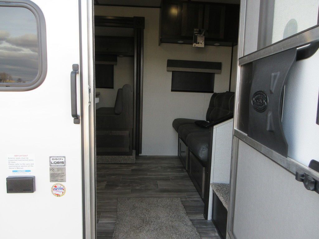 Trailer Photo 8