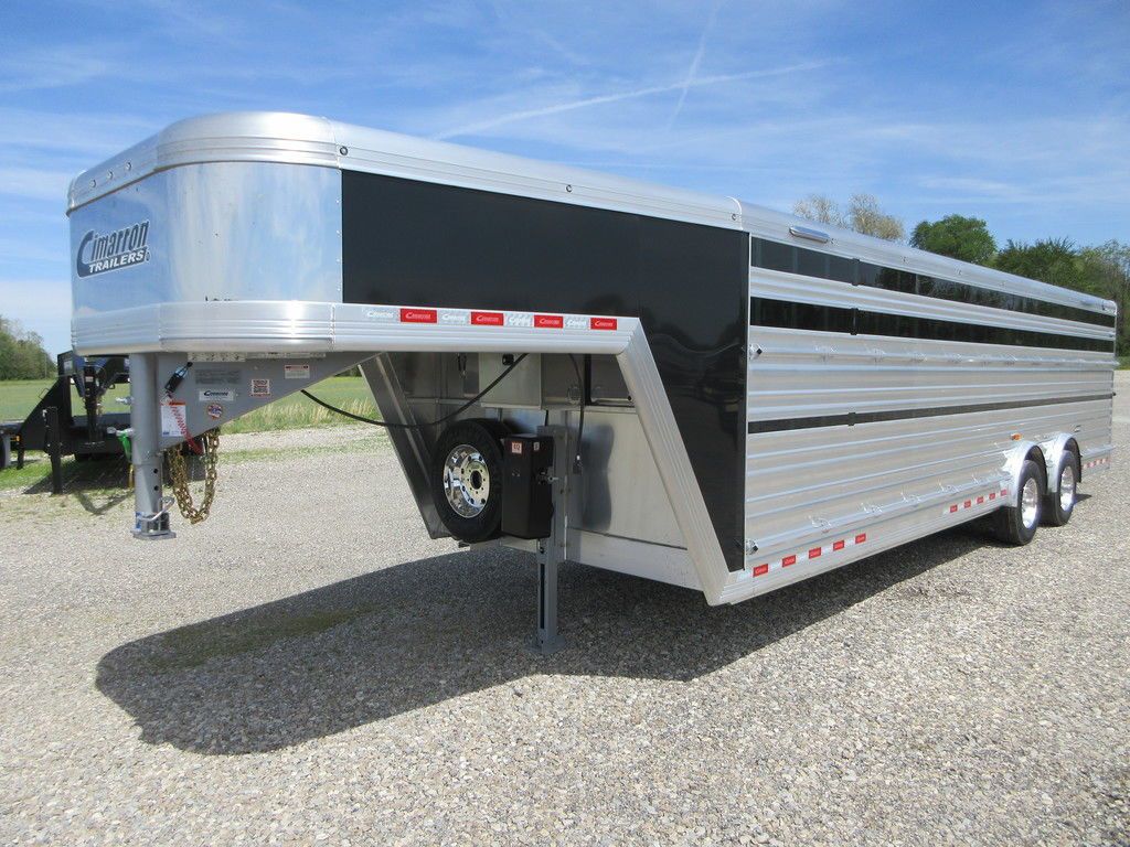 2027 Cimarron 28' lonestar show stock * wide air ride