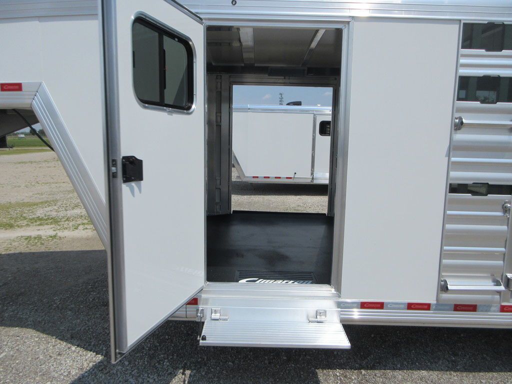 Trailer Photo 13