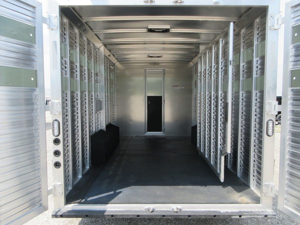 Trailer Photo 6