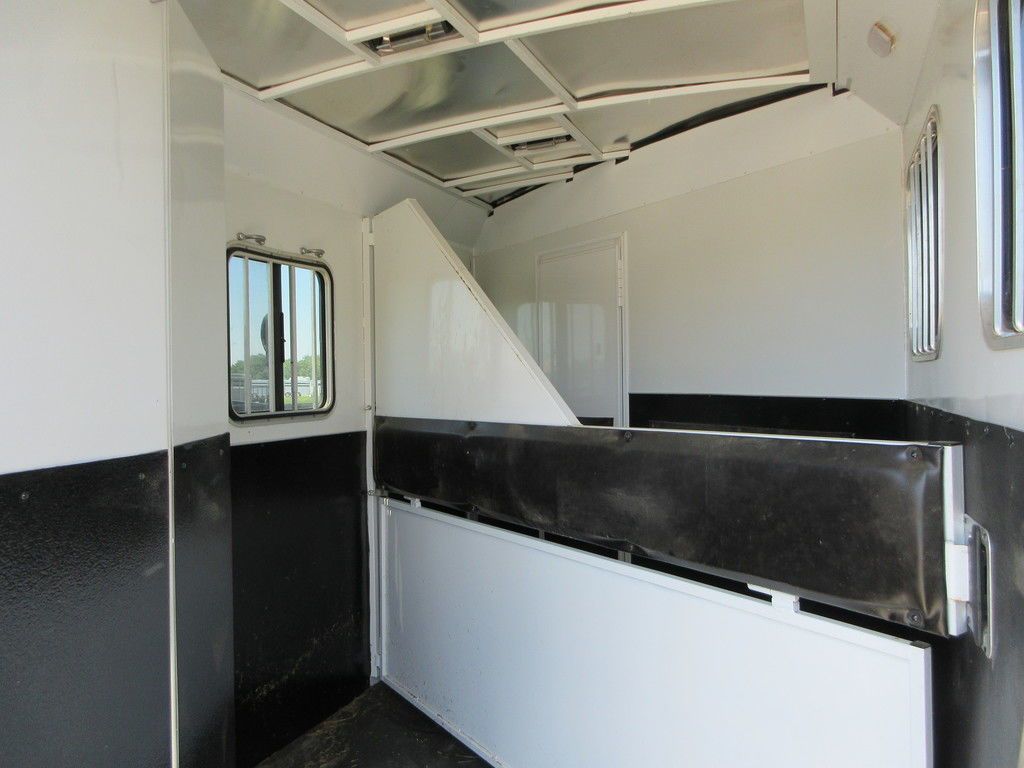 Trailer Photo 7