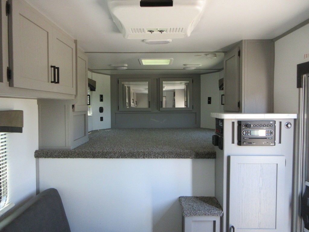 Trailer Photo 9